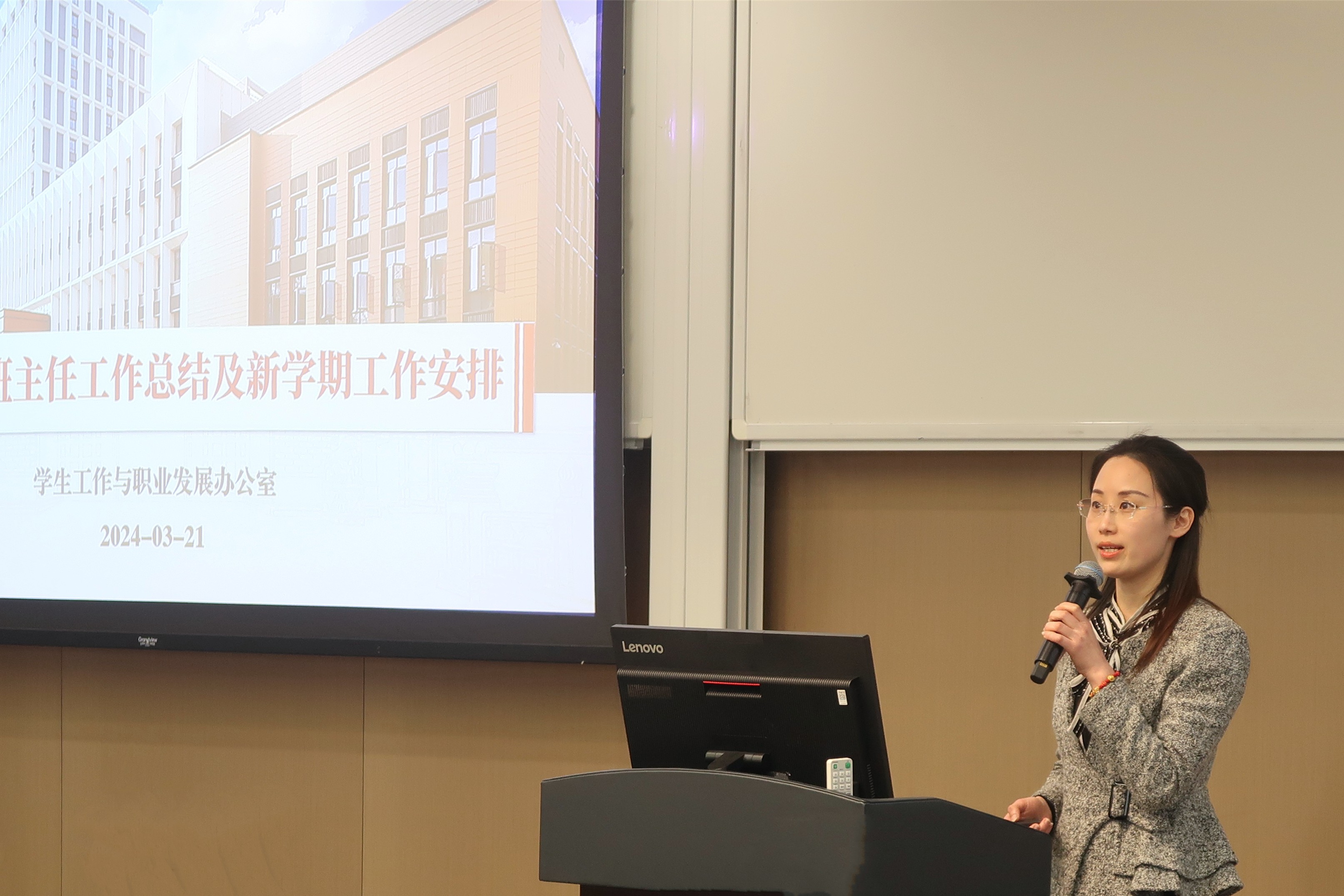 1711017908307077794.jpg 1711017908307077794.jpg