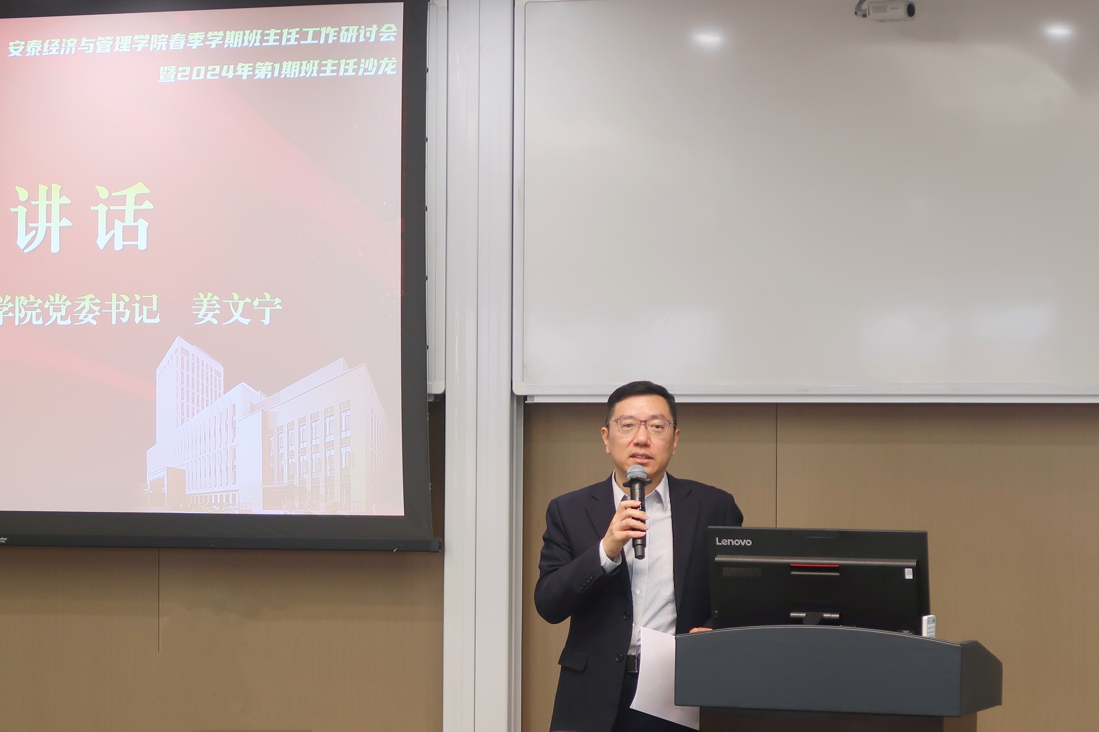 1711018910727067873.jpg 1711018910727067873.jpg