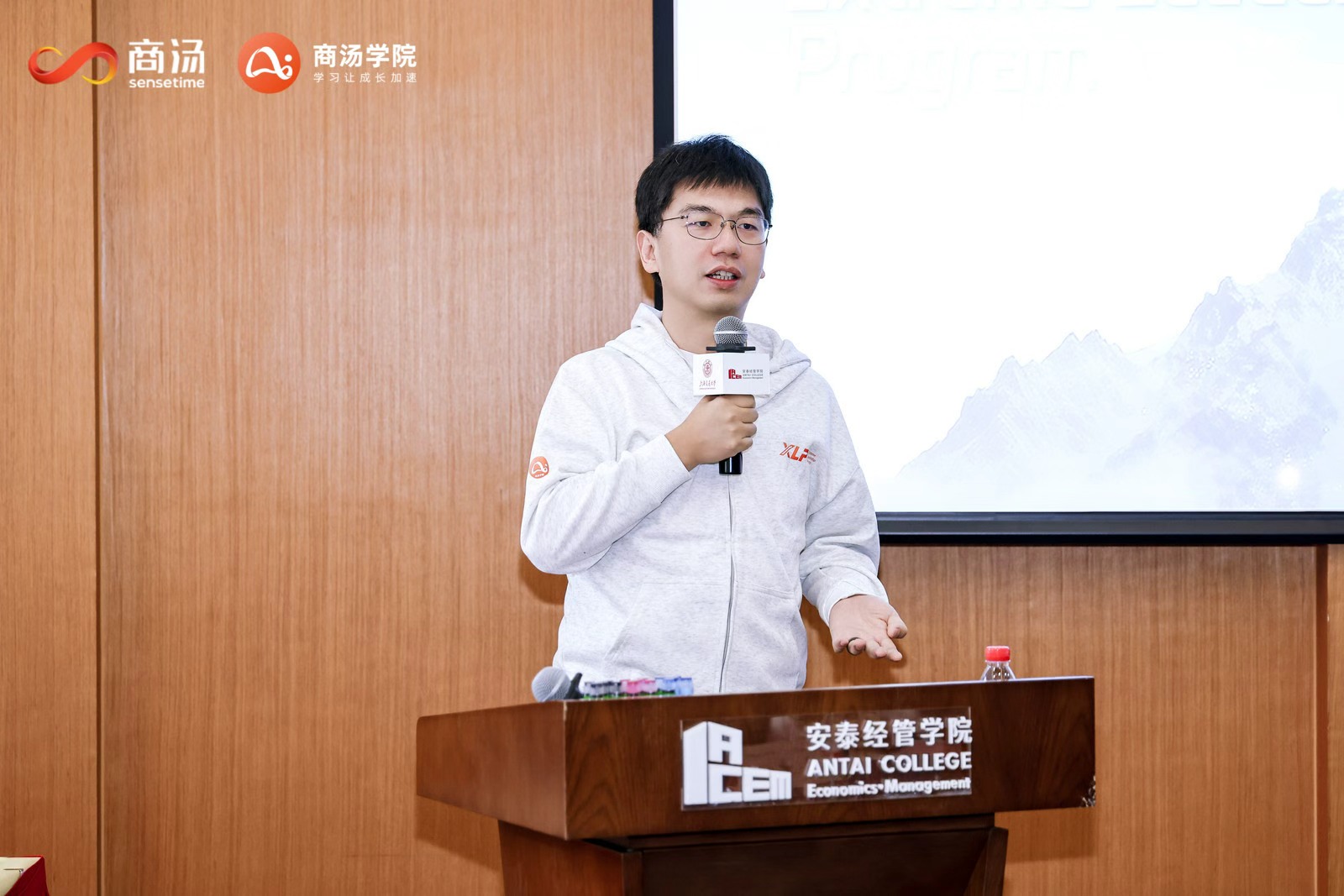1777446593356001349.jpg 1777446593356001349.jpg