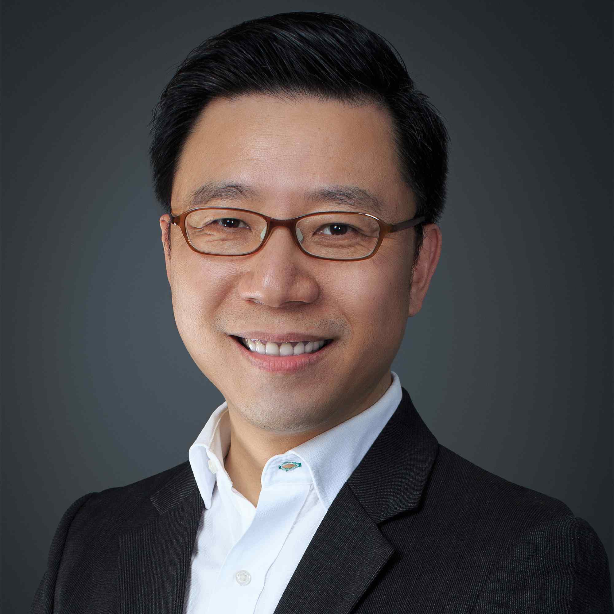 陆铭：很多人在城市长期稳定就业，没必要再用学历门槛拦着落户了